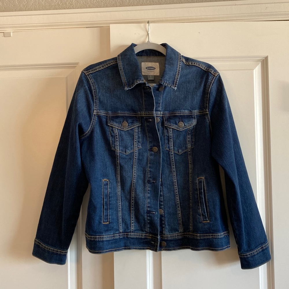 Old Navy denim jacket. Size L.